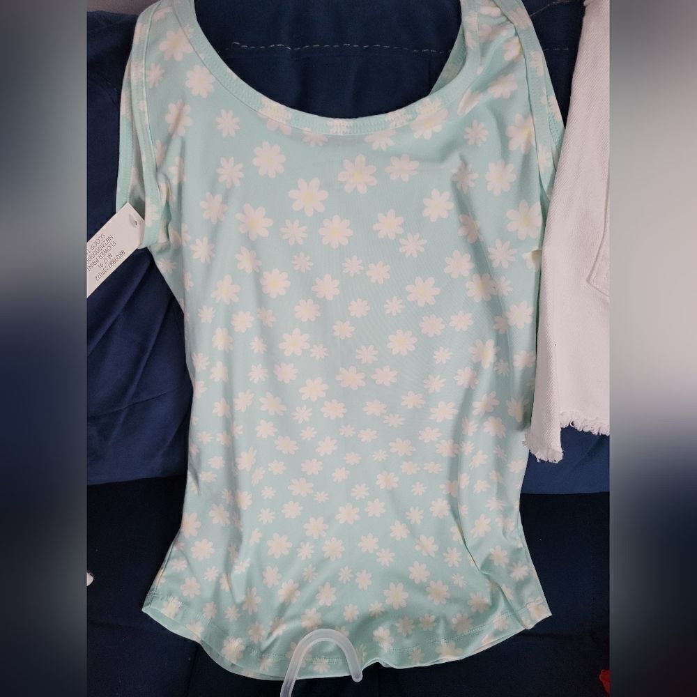 Bundle NWT - image 3